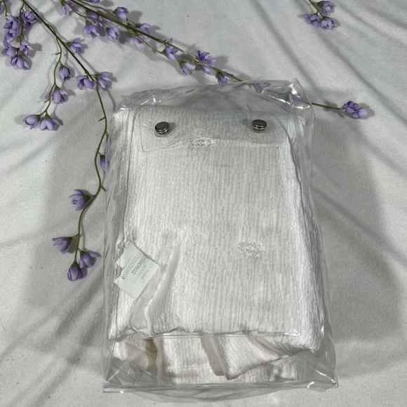 NEW [ 1 King ] Quilted Pillow Sham for Hudson Park‎ Nouveau White - Picture 2 of 12